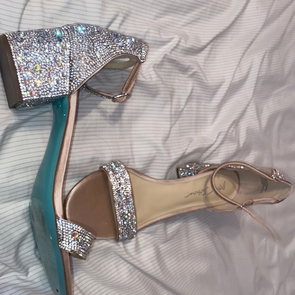 Betsey Johnson heels - Picture 2 of 4